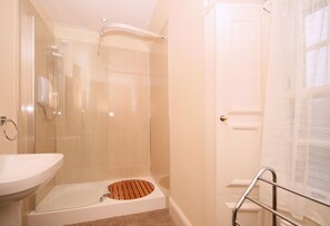 Maison Confort, 4 chambres | Salle de bain