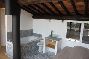 2 Schlafzimmer, Bügeleisen/Bügelbrett, Reisekinderbett, WLAN