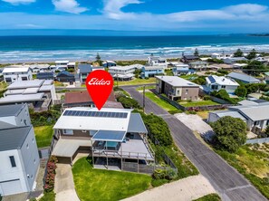 Exterior - 11 Hero Ave - Spacious Family Home, with spectacular ocean and hillside views, right near the beach (Middleton)