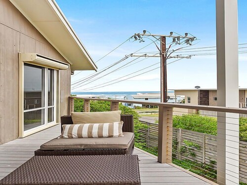 11 Hero Ave - Spacious Family Home, with spectacular ocean and hillside views, right near the beach