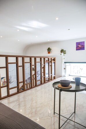 Family Room, Ensuite, Garden View | Room amenity - 26 Urban Guest House (Naples)