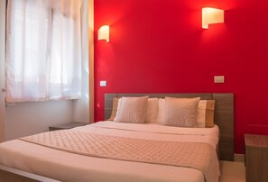 1 slaapkamer, een strijkplank/strijkijzer, wifi, beddengoed