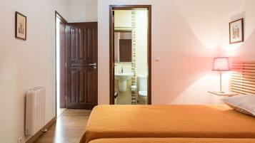 Casa familiar, 3 habitaciones, terraza, planta baja | Decoración individual y mobiliario individual