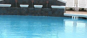 Destin, Fl - Studio Heaven- Queen Bed and Pull Out Sofa- Full Kitchen