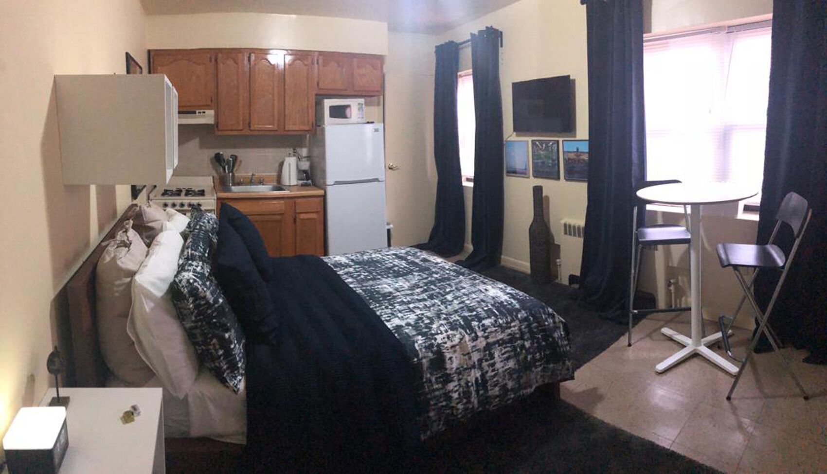 1721 5H · Private Modern Studio/parking avail. - 20min NYC