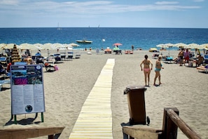 Tæt på stranden