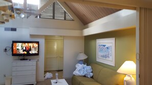 Living area - Convertible studio/Sleeps 4 - ONLY 8/1/26 thru 8/7/26,  8/8 Checkout!! (Hilton Head Island)