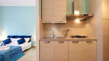 Bügeleisen/Bügelbrett, WLAN, Bettwäsche