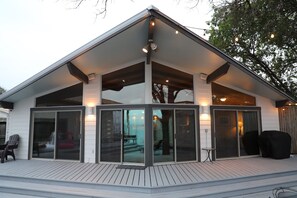 Exterior detail - Canyon Lake Haus with private patio and beach access (Canyon Lake)