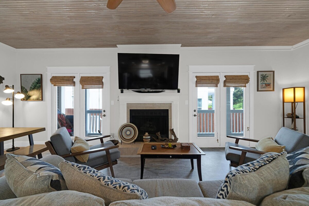 Photo 11 of DESTIN BEACH PARADISE! LARGE PRIVATE POOL, AMAZING BEACHES AND GOLF CART DEALS!