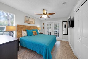 4 habitaciones, tabla de planchar con plancha, cuna de viaje y wifi 