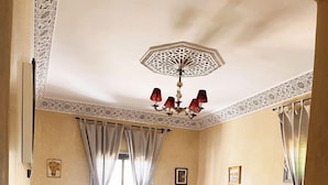 Ảnh chưa phân loại, 3 trong số 81 ảnh, nút