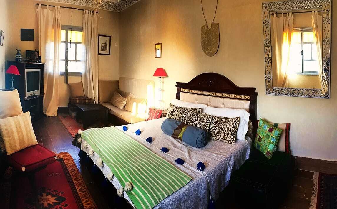 بديكورات فريدة لكل غرفة وطراز فريد لكل وحدة وتجهيزات عازلة للصوت