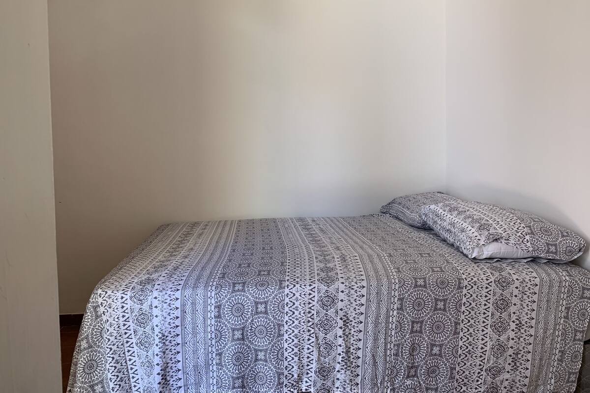 Blackout curtains, free WiFi, bed sheets