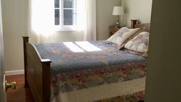 3 bedrooms, free WiFi, bed sheets