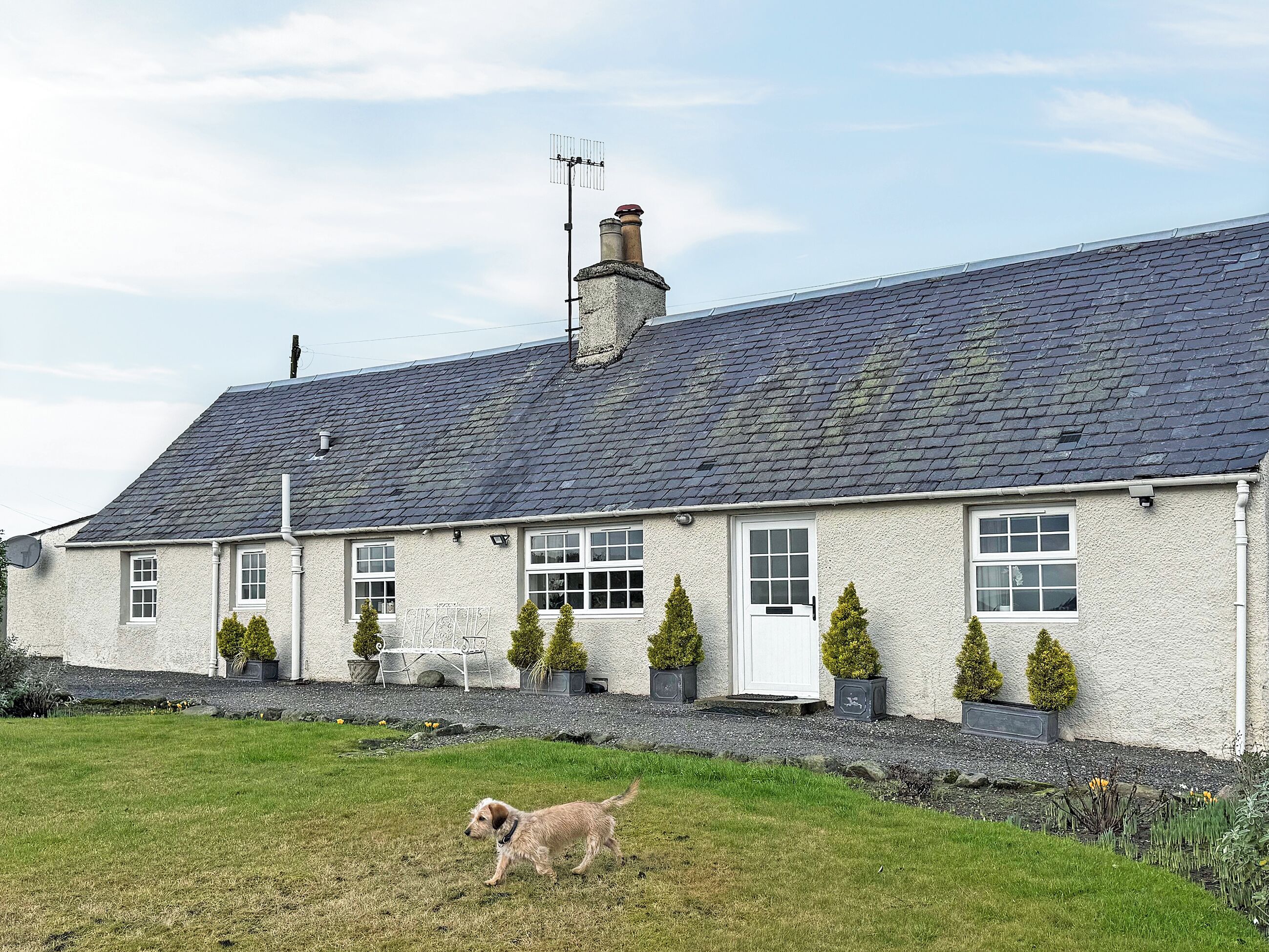 المنشأة من الخارج