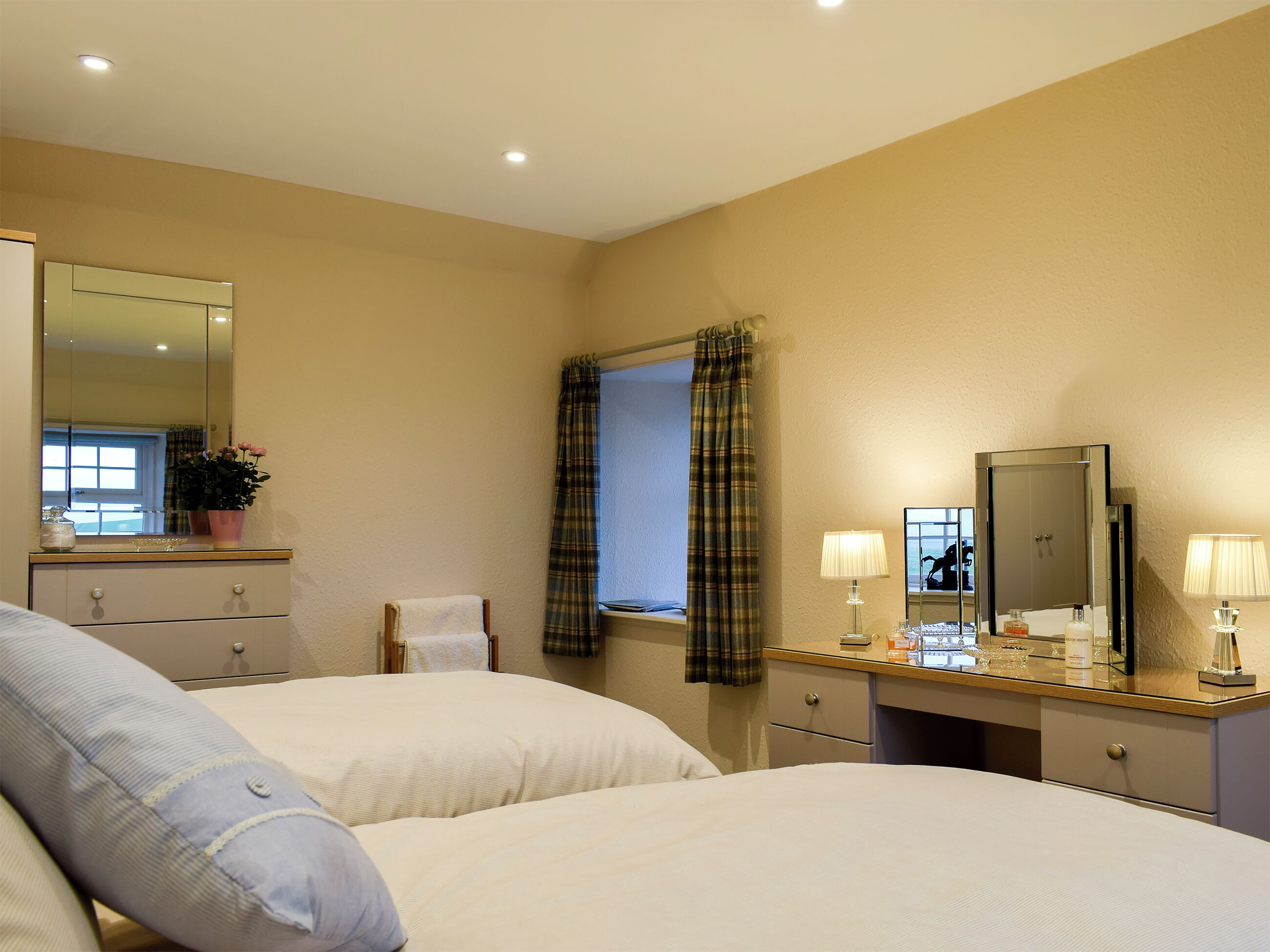 2 soverom, wi-fi (inkludert) og sengetøy