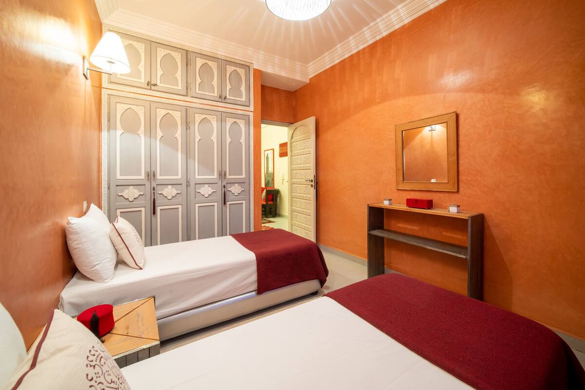 Deluxe Apartment, 2 Bedrooms (Bahia) | Premium bedding, desk, iron/ironing board, free cribs/infant beds