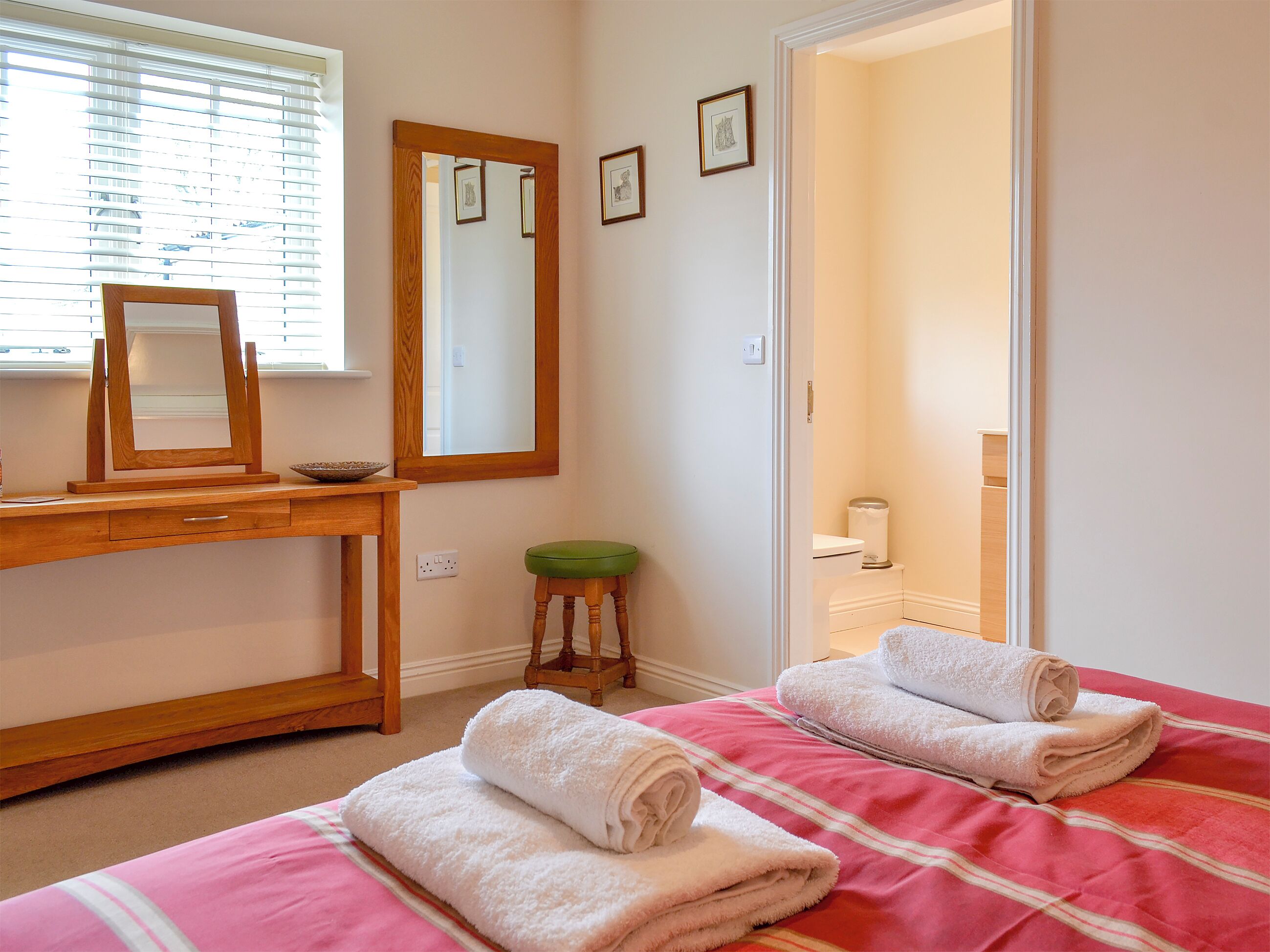 1 Schlafzimmer, kostenloses WLAN, Bettwäsche