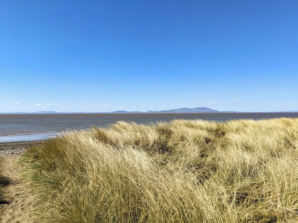 Beach - 2 bedroom accommodation in Allonby, near Maryport (Allonby, near Maryport)