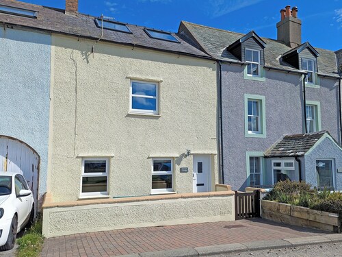 2 bedroom accommodation in Allonby, near Maryport