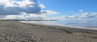 2 bedroom accommodation in Allonby, near Maryport