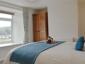 2 chambres, Wi-Fi gratuit, draps fournis