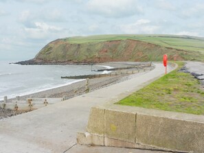 Beach - 1 bedroom accommodation in St Bees, near Whitehaven (St Bees, near Whitehaven)