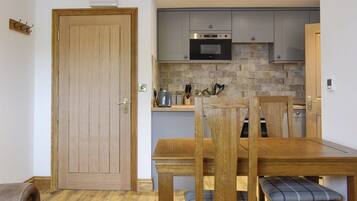 Lave-vaisselle, chaise haute