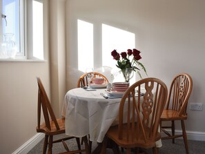 Dining - Blacksmith's Cottage (Weymouth)