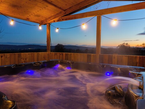 3 bedroom accommodation in Langford Budville, near Wellington