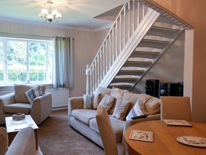 TV - 3 bedroom accommodation in Sewerby, near Bridlington (Sewerby, near Bridlington)