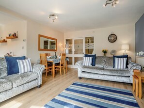 TV - 2 bedroom accommodation in Beadnell, near Seahouses (Beadnell, near Seahouses)