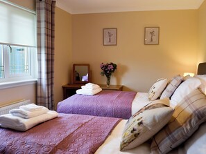 2 chambres, Wi-Fi gratuit, draps fournis