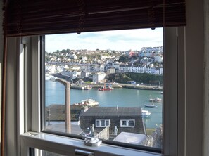 Interior - 2 bedroom accommodation in Brixham (Brixham)