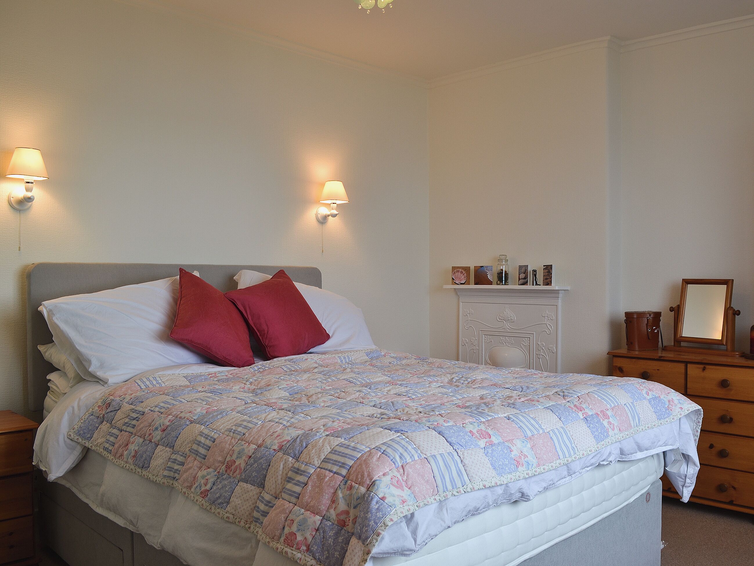 4 habitaciones, wifi gratis y ropa de cama 