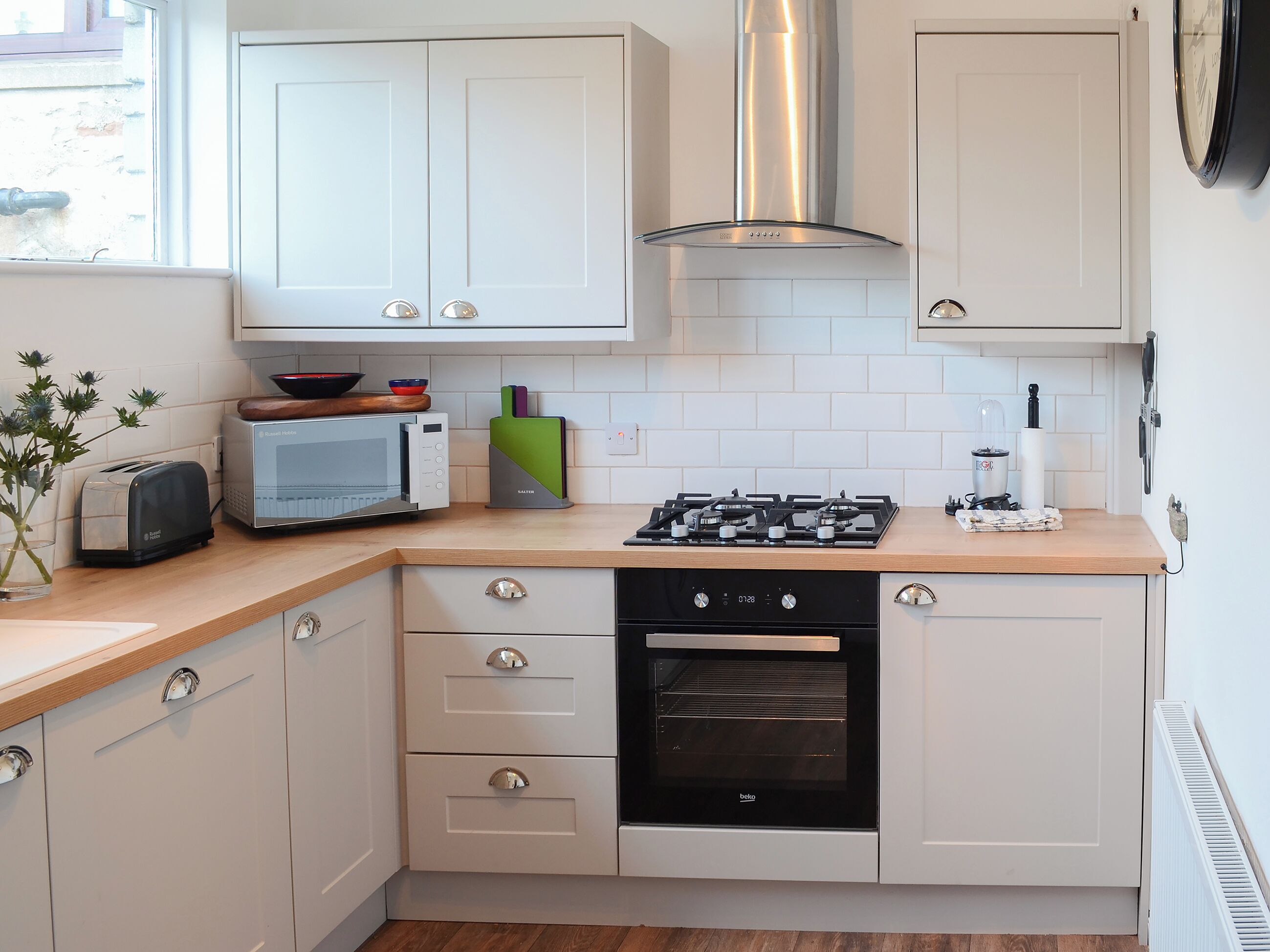 Dishwasher, cookware/dishes/utensils