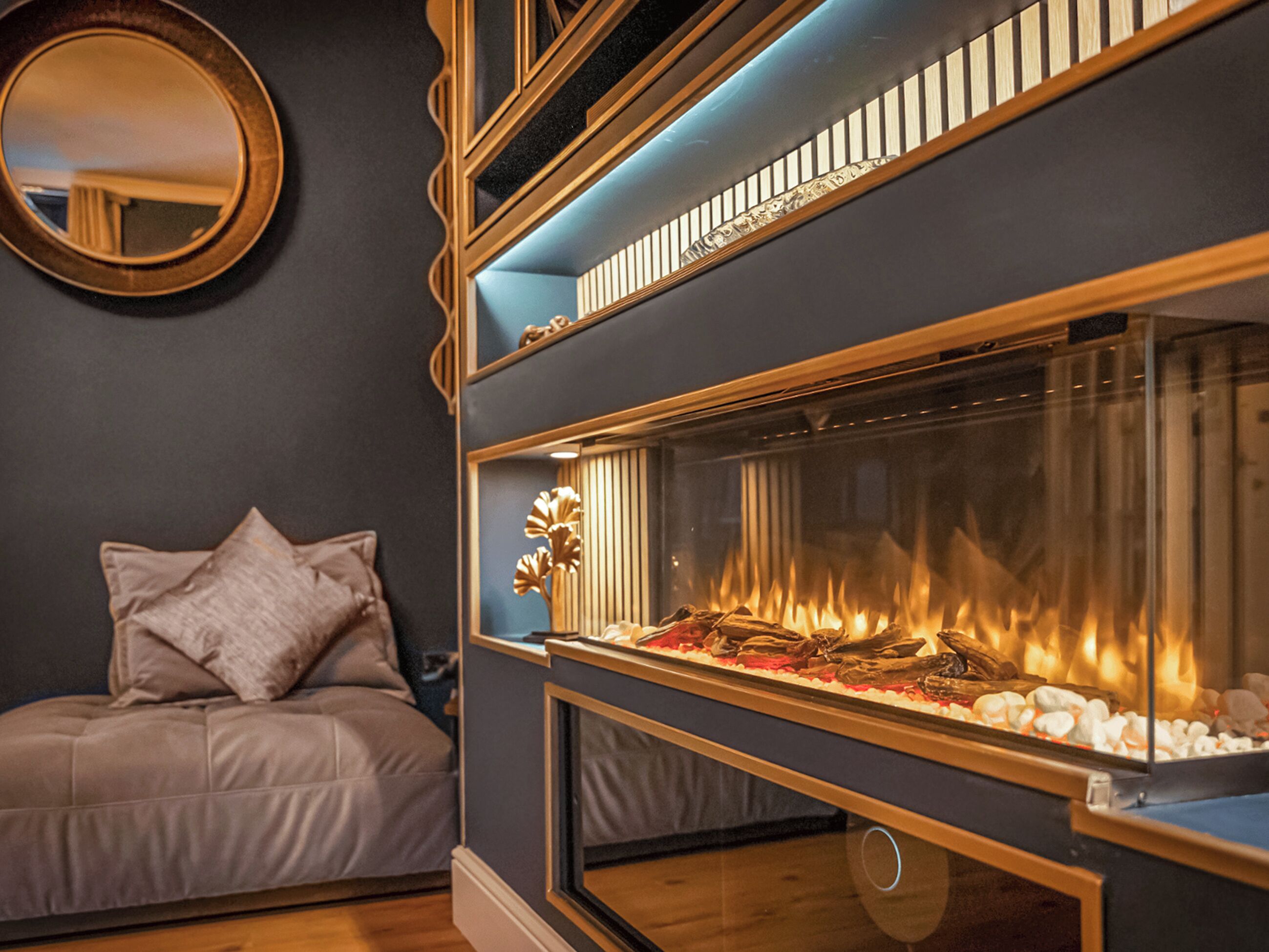 المنشأة من الداخل