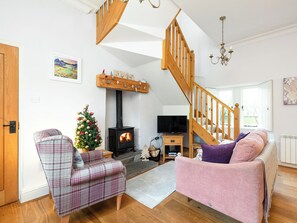 Fireplace - 1 bedroom accommodation in Newbiggin-in-Bishopdale, near Leyburn (Newbiggin-in-Bishopdale, near Leyburn)