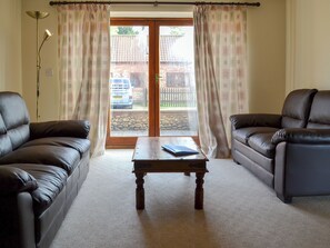 Living area - Church Farm Barn - UKC3739 (Foxley, near Fakenham)