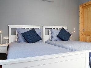 2 chambres, Wi-Fi gratuit, draps fournis