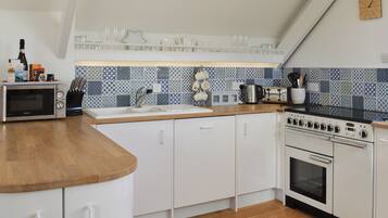 Dishwasher, highchair, freezer