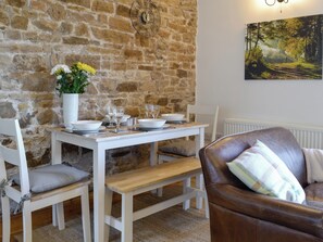 Dining - 2 bedroom accommodation in Greenhead, near Haltwhistle (Greenhead, near Haltwhistle)