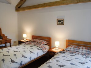 2 bedrooms, free WiFi, bed sheets - 2 bedroom accommodation in Silloth (Silloth)