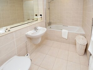 Towels - North Bay Sands Apartment 1-UK2629 (Scarborough)
