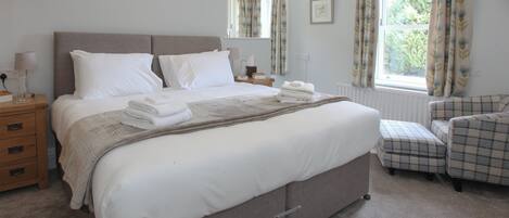 2 habitaciones, wifi gratis y ropa de cama