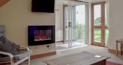 The Stables - UKC3749