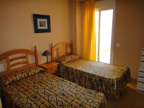 2 bedrooms, WiFi, bed sheets