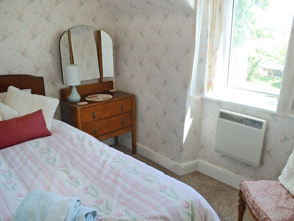 3 quartos, Wi-Fi de cortesia, roupa de cama