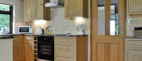 Geschirrspüler, Gefrierschrank